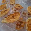 Cum să uscăm fructele într-un deshidratator?
