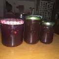 Dulceață cu prune uscate și nuci, la cuptor