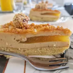 Tort cu turron de migdale și mango