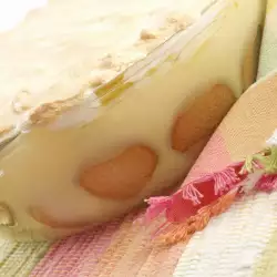 Cremă de tort cu ouă și lapte