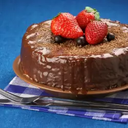 Cremă de ciocolată pentru tort ușor de preparat
