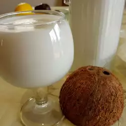 Sirop de nucă de cocos, preparat în casă