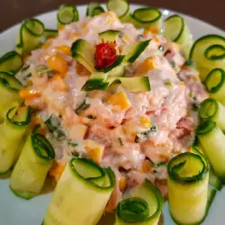 Salată de pește cu castraveți