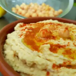 Hummus cu susan prăjit