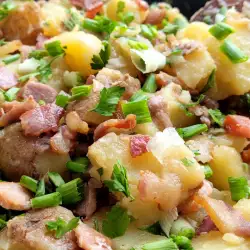 Salată nemțească de cartofi cu bacon