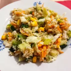 Salată de quinoa și dressing de susan