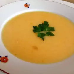 Supă cremă de cartofi, morcovi și țelină