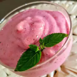 Înghețată rapidă și ușoară cu fructe