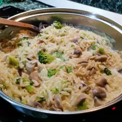 Orzo cu broccoli și ciuperci