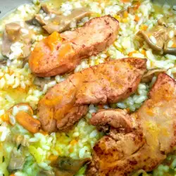 Risotto cu mix de ciuperci și ficat de gâscă
