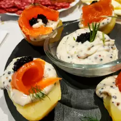 Aperitiv de cartofi cu somon și caviar