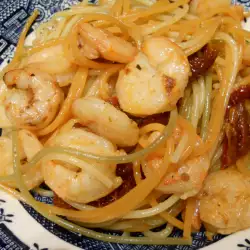 Spaghete fără carne cu usturoi