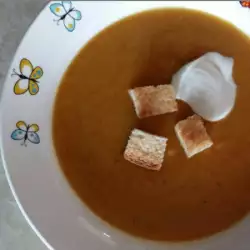 Supă cremă de dovleac cu usturoi