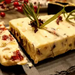 Turrone din brânză Brie pentru masa de Revelion