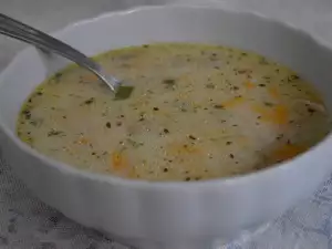 Ciorbă tradițională din ficat de miel