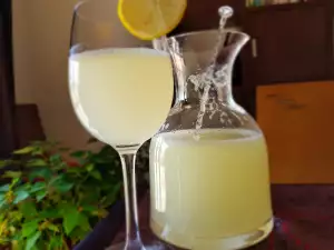 Limonadă alcalină