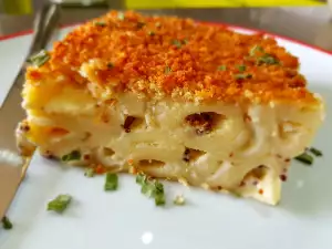 Macaroane cu brânză la cuptor, în stil american