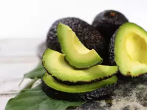 Cum se dă avocado unui bebeluș?