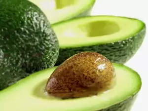 Cum să păstrăm fructele de avocado proaspete