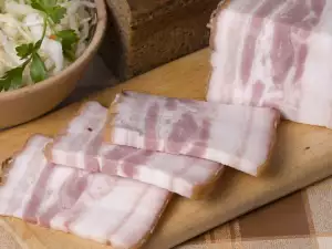 Cum să facem bacon de casă