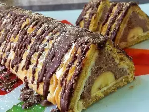 Ruladă de biscuiți cu banane și crema de brânză