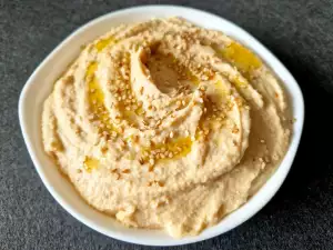 Hummus din fasole