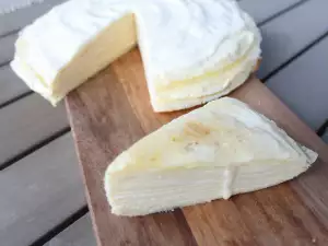 Tort de clătite cu cremă de zahăr ars