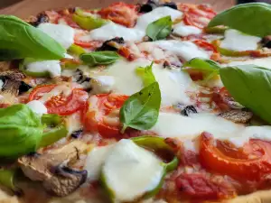 Pizza cu burrata