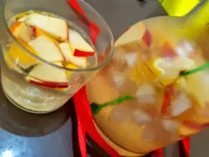 Sangria albă