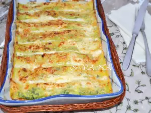 Cannelloni cu spanac și ricotta în sos bechamel