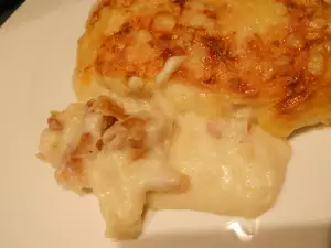 Cordon bleu cu sos bechamel