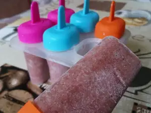 Înghețată pe băț de casă