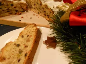 Stollen original din Dresda, cu marțipan