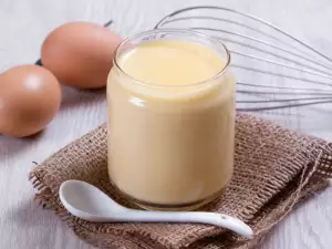Cremă clasică de ouă