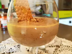 Cremă de cafea cu amidon și rom