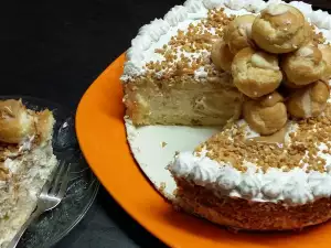 Tort de eclere cu smântână fermentată și caramel