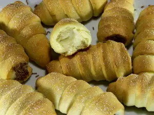 Rulouri de casă cu cremă