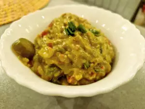 Guacamole cu ceapă verde