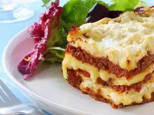 Cât timp se coace lasagna?