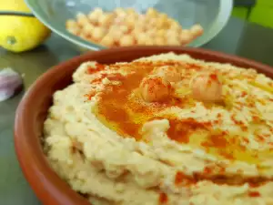 Hummus cu susan prăjit