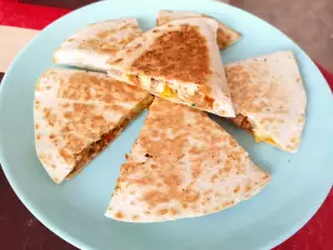 Quesadilla cu bucăți de soia