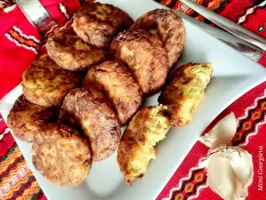 Chiftele de dovlecel, vegetariene, prăjite