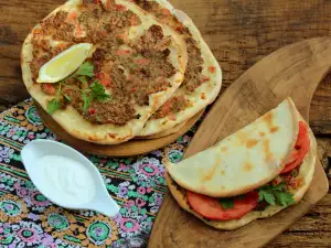 Lahmâjun - pizza turcească gustoasă