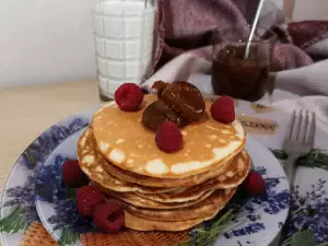 Clătite americane pufoase și ușoare