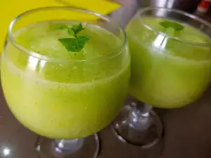 Sorbet de lămâie, cu mentă și limoncello