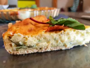 Quiche cu frunze de sfeclă roșie