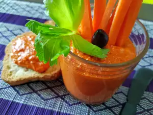 Muhammara - cremă aperitiv arabă cu ardei copți și nuci