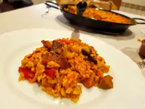 Paella de legume cu ciuperci râșcov