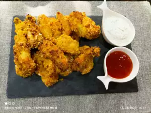 Nuggets de pui pane în friteuza cu aer