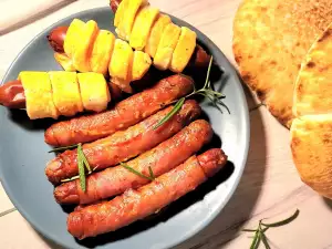 Purceluși înveliți în pătură (Pigs in a blanket)